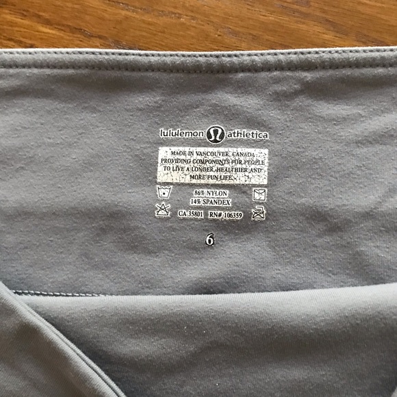 Lululemon Wide Leg Yoga Capris - Picture 3 of 5